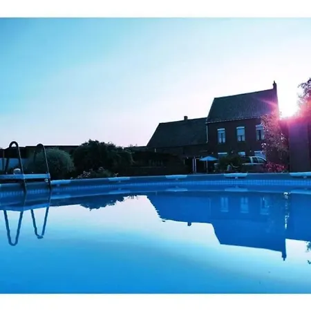 度假居 Au Champ Du Bouillon Proche De Pairi Daiza Wellness En Option *